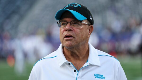 Panthers owner David Tepper appears to throw drink at Jaguars fan from suite