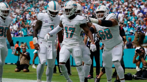 Dolphins’ Jaylen Waddle makes up for Tyreek Hill’s absence in massive game