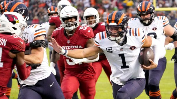 Justin Fields’ 2 touchdowns give Bears win over Cardinals
