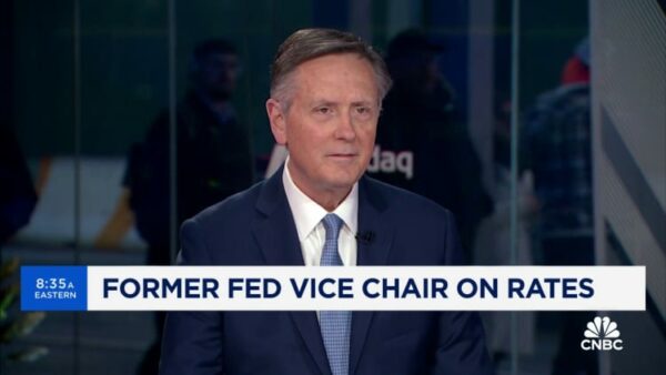Former Fed Vice Chair Clarida sees possibility of fewer rate cuts than expected this year