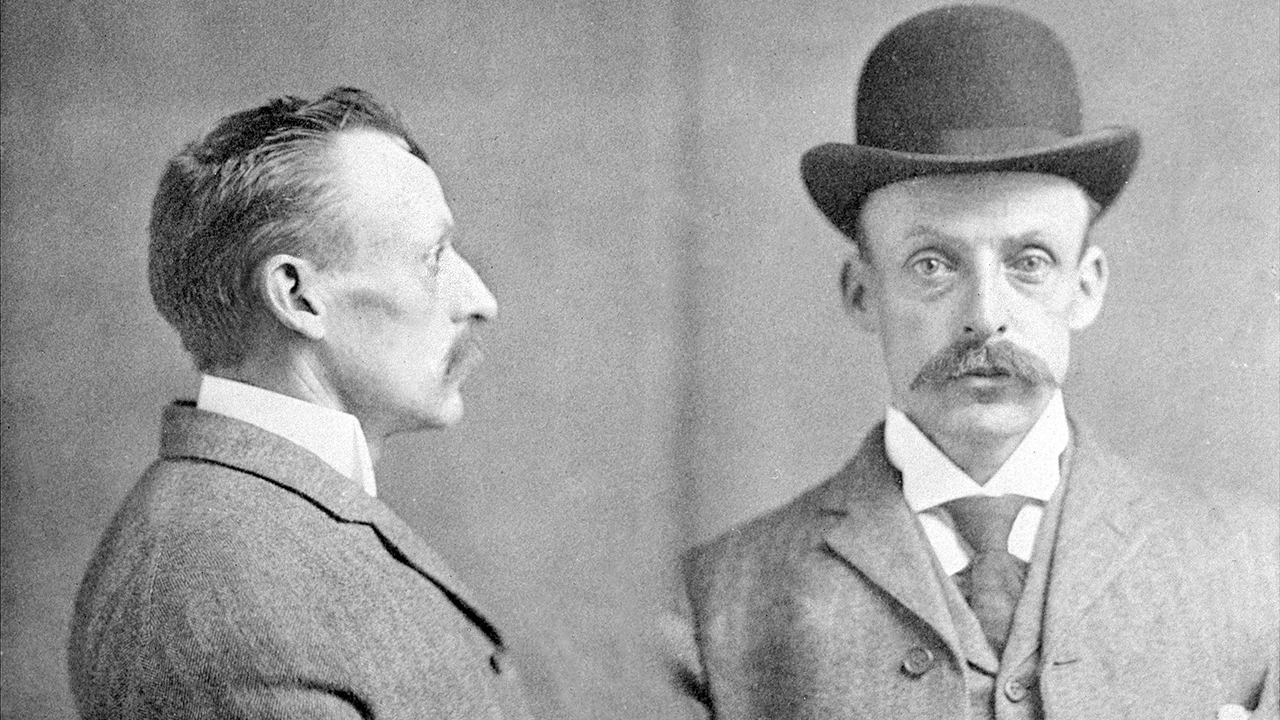 Side profile and front view of Albert Fish