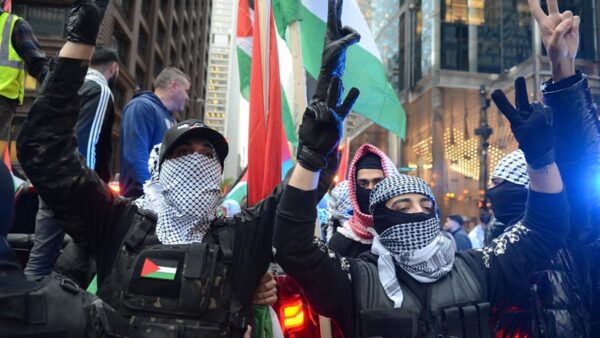 Chicago business leaders slam council’s Gaza cease-fire action amid worrying rise in antisemitic incidents