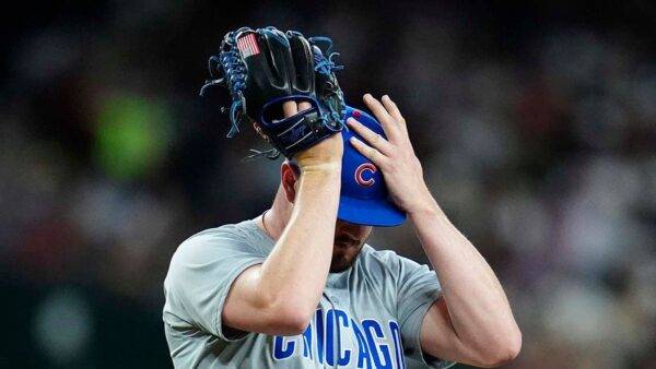 Cubs pitcher forced to change glove due to white in American flag patch: ‘Just representing my country’